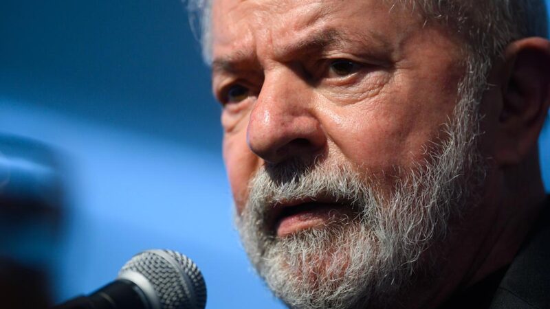 Em entrevista, Lula diz que só definirá nomes para ministério após viagem ao Egito