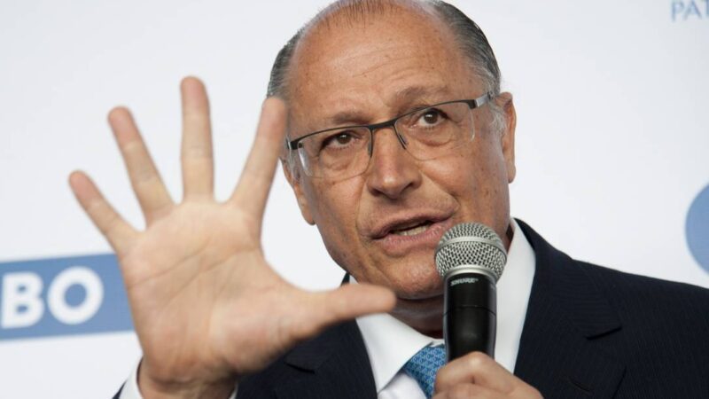 Geraldo Alckmin anuncia GP Relações Exteriores com Mercadante, Amorim, Cristovam Buarque