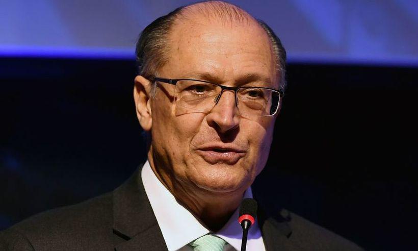 Relatório da Defesa sobre urnas é ‘assunto para o Judiciário’, diz Alckmin