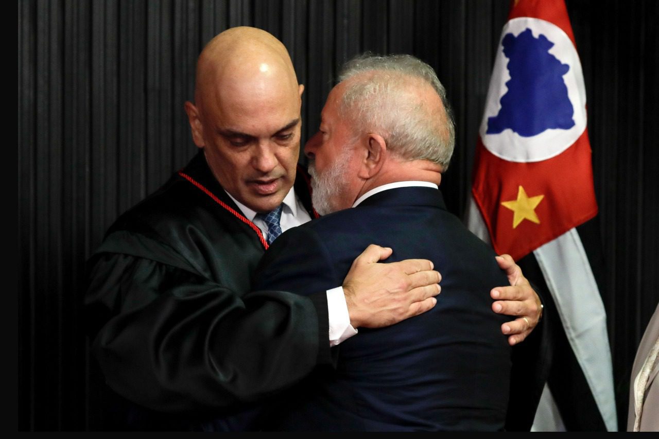 Lula e Alckmin serão diplomados nesta segunda (12)