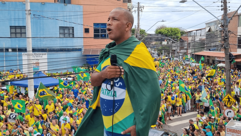 Pastor é preso em frente ao Exército de Vila Velha