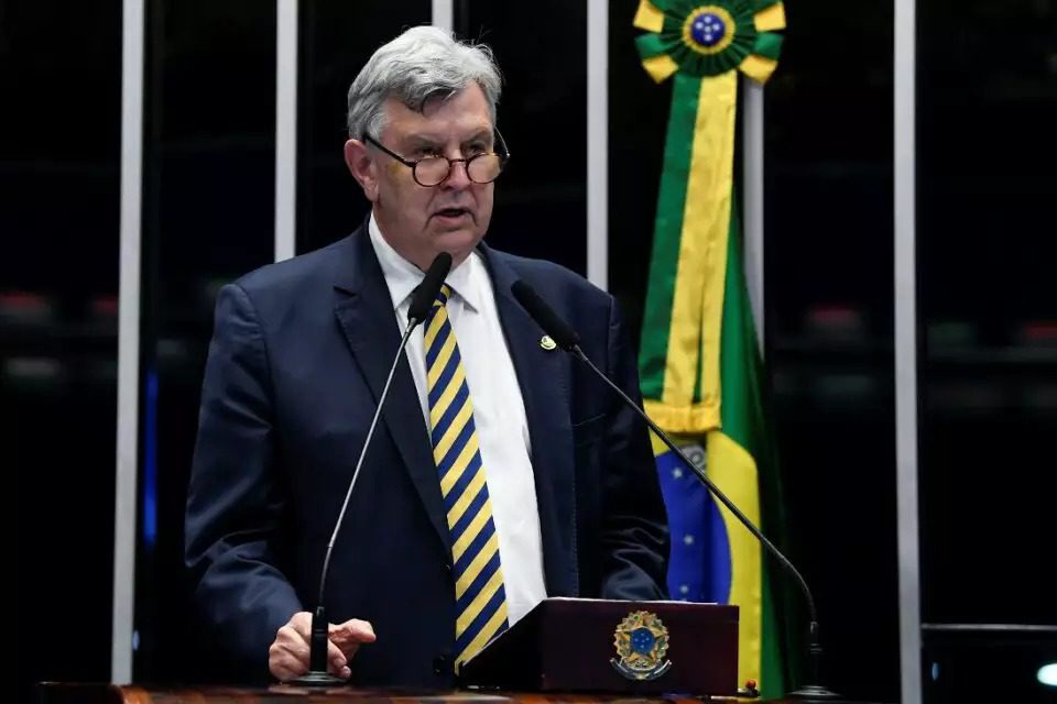 Luis Carlos anunciou voto em Rogério Marinho para Presidência do Senado
