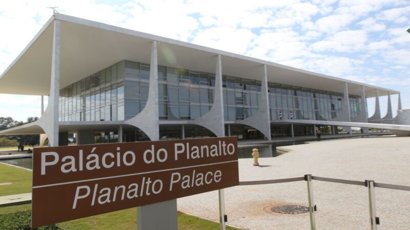 Lula recebe Haddad, despacha no Planalto e prestigia posse de Alckmin no MDIC