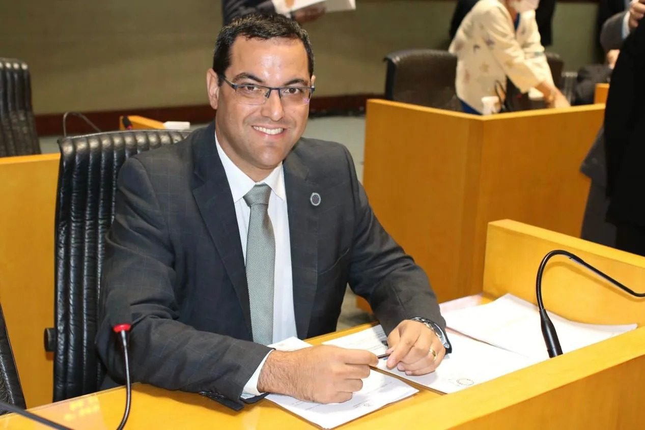 Deputado Dr. Bruno Resende é eleito presidente da comissão de saúde