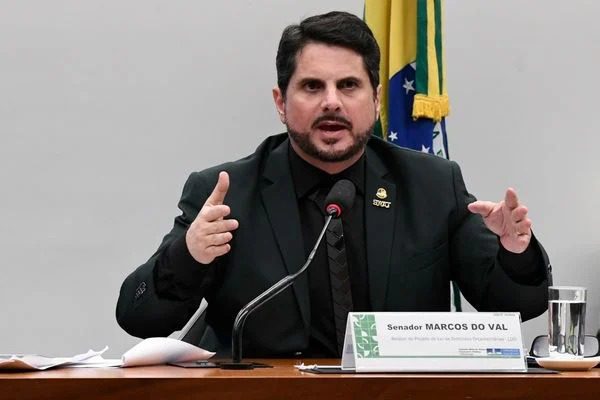 Senador Marcos do Val anuncia ”saída definitiva da política” mesmo ainda tendo restantes 4 anos de mandato