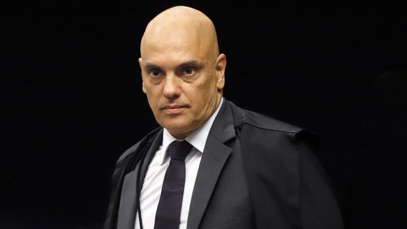 Moraes determina a soltura de 102 presos por participação nos atos de 8/01