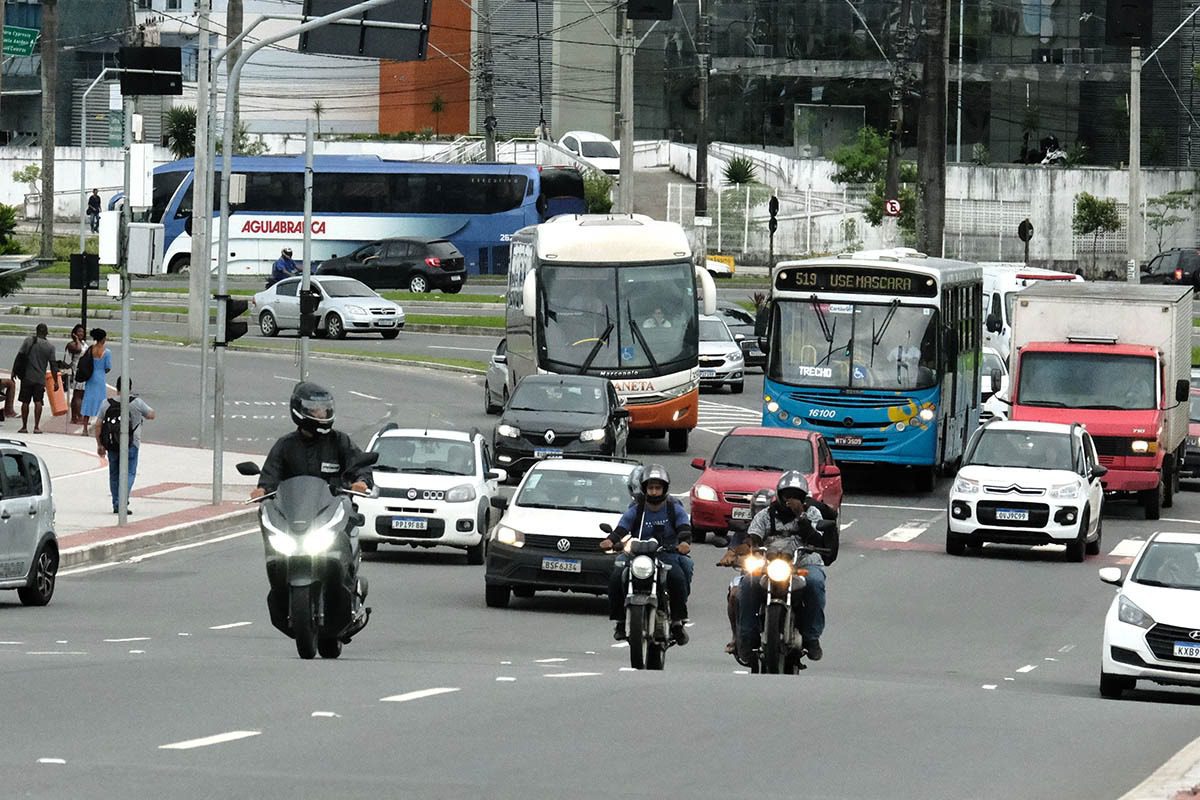 Associação de engenheiros civis vai a Ales propor integração do transporte coletivo