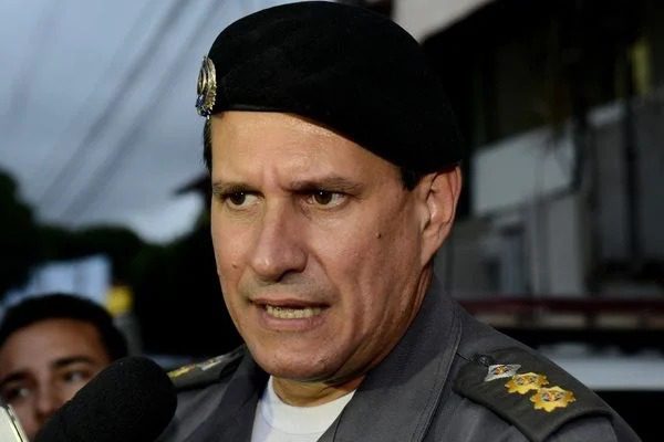 Coronel Alexandre Ramalho defende revisão de leis e redução da maioridade penal para combater ataques a escolas