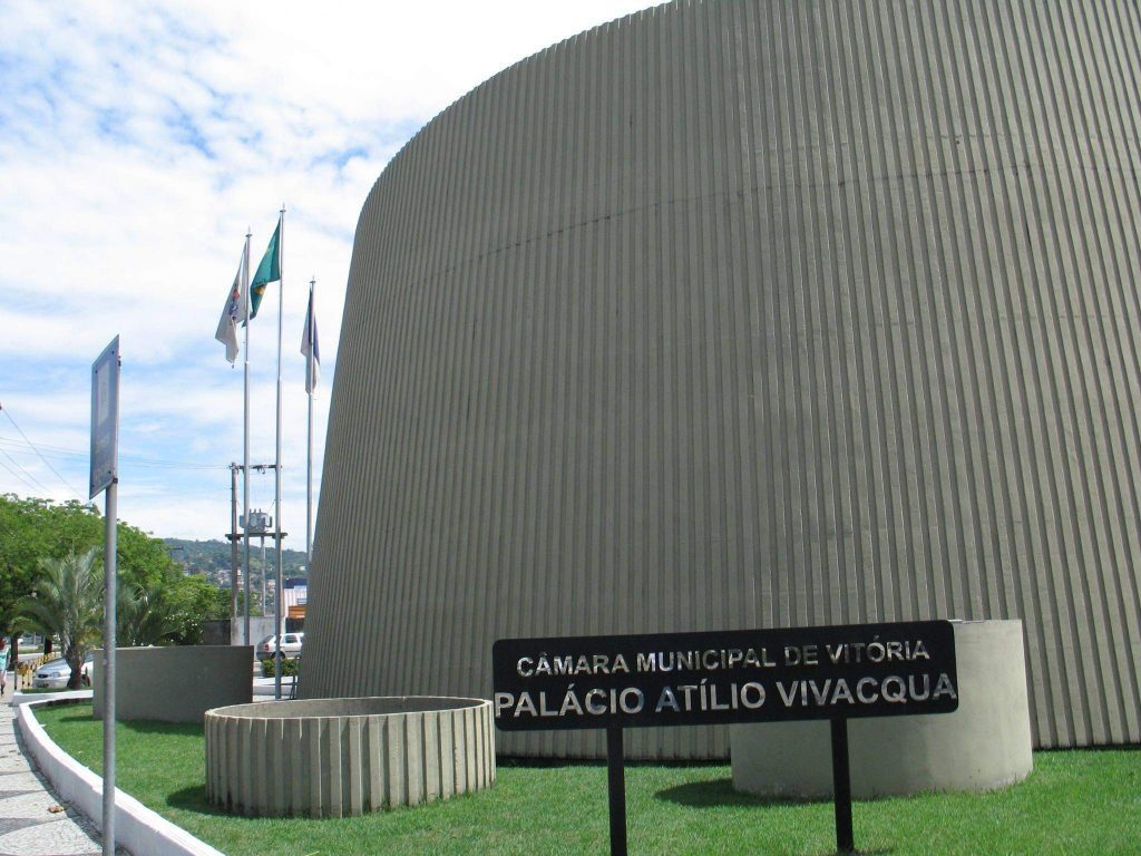 Câmara Municipal de Vitória promove semana legislativa com destaque para questões ambientais, cultura e reconhecimento de profissionais