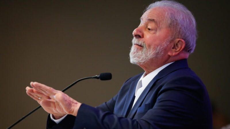 Nesta terça-feira (11) Lula vai reunir ministros para discutir fim da fila do INSS