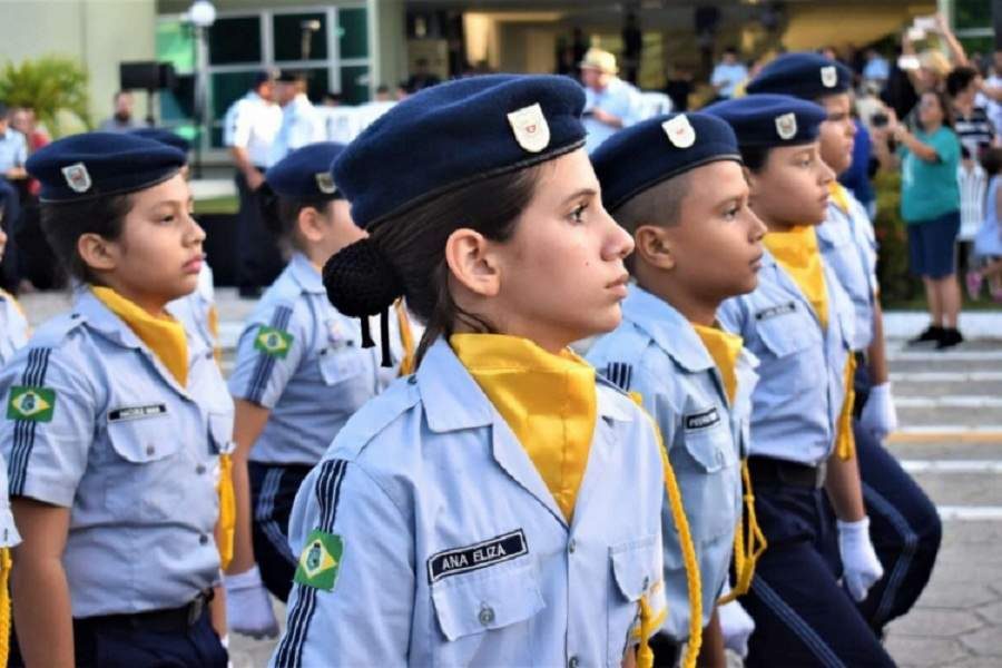 Proposta de Alcântaro Filho institucionaliza colégios cívico-militares