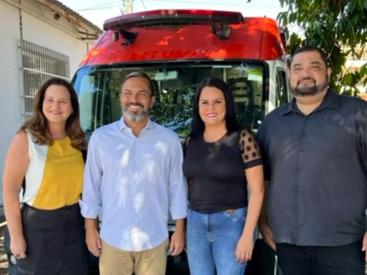 Iniciativa conjunta garante Ambulância para o Bairro Sauê, em Aracruz, em ação liderada pela Vereadora Adriana Guimarães e Deputado Tyago Hoffmann
