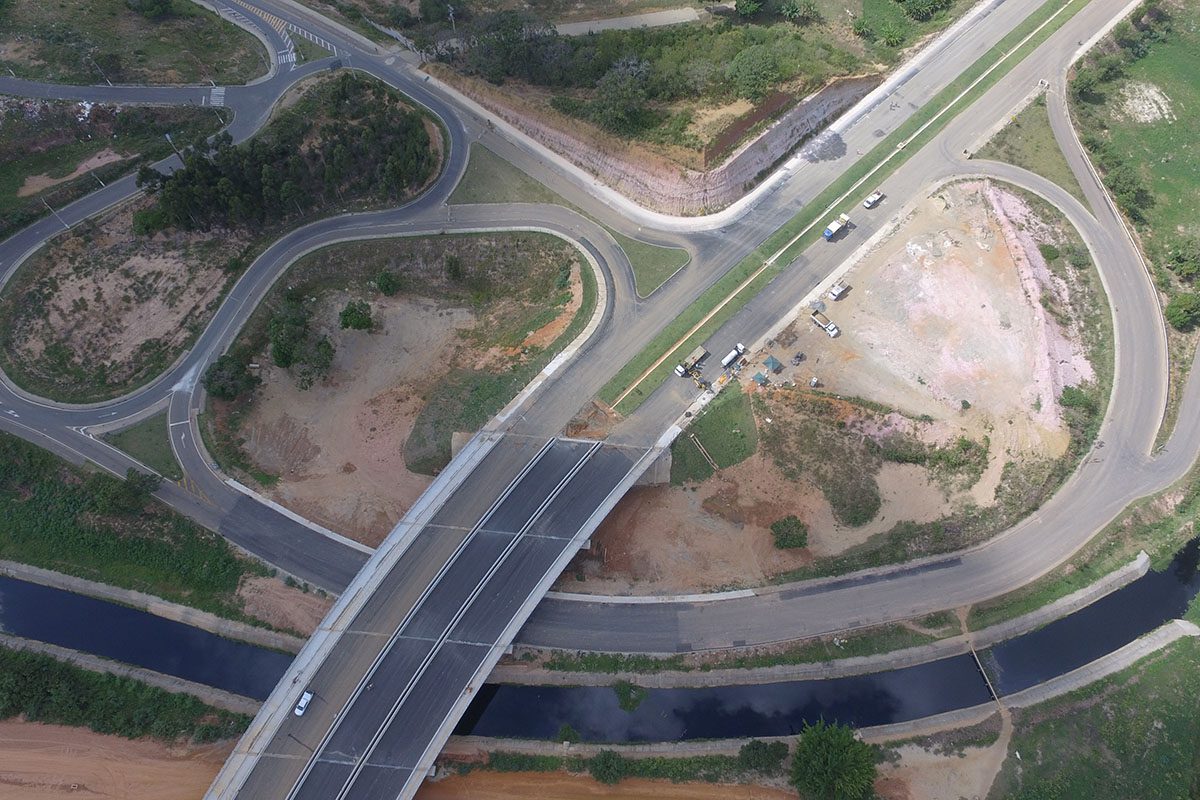 Viadutos em Vila Velha vão ter o nome de Max Mauro