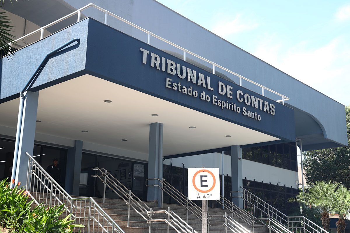 Tribunal de Contas cria gratificação para servidores efetivos