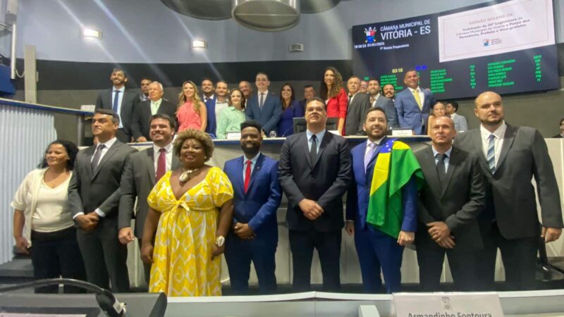 Solenidade na Câmara marca posse de Pazolini para segundo mandato à frente da capital capixaba