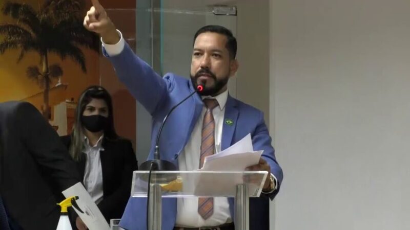 Vereador de Vila Velha acusado na Justiça por proferir declarações ofensivas à comunidade LGBTQIAPN+